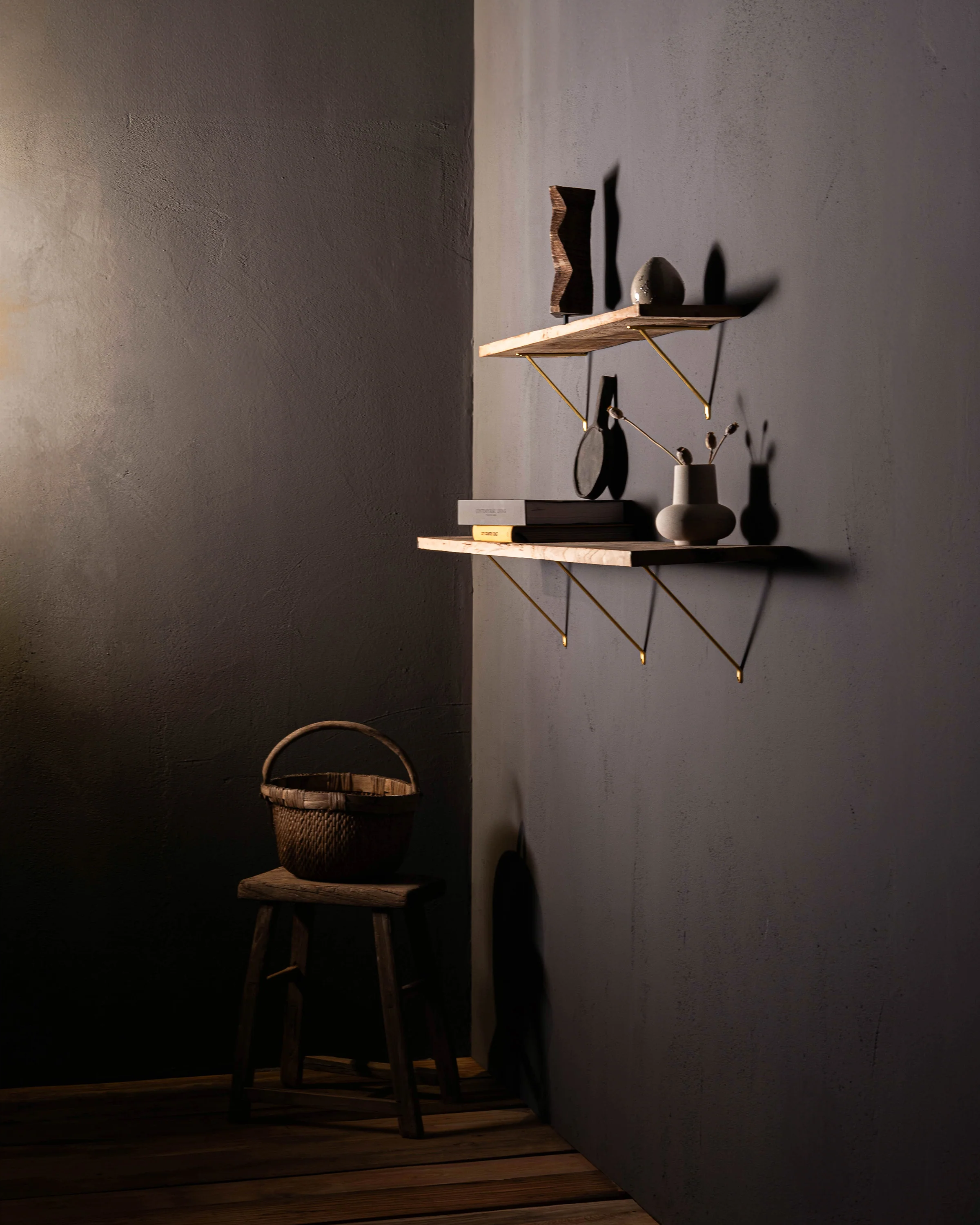 Brixton Shelf Bracket Medium - Antique Brass - Image 4