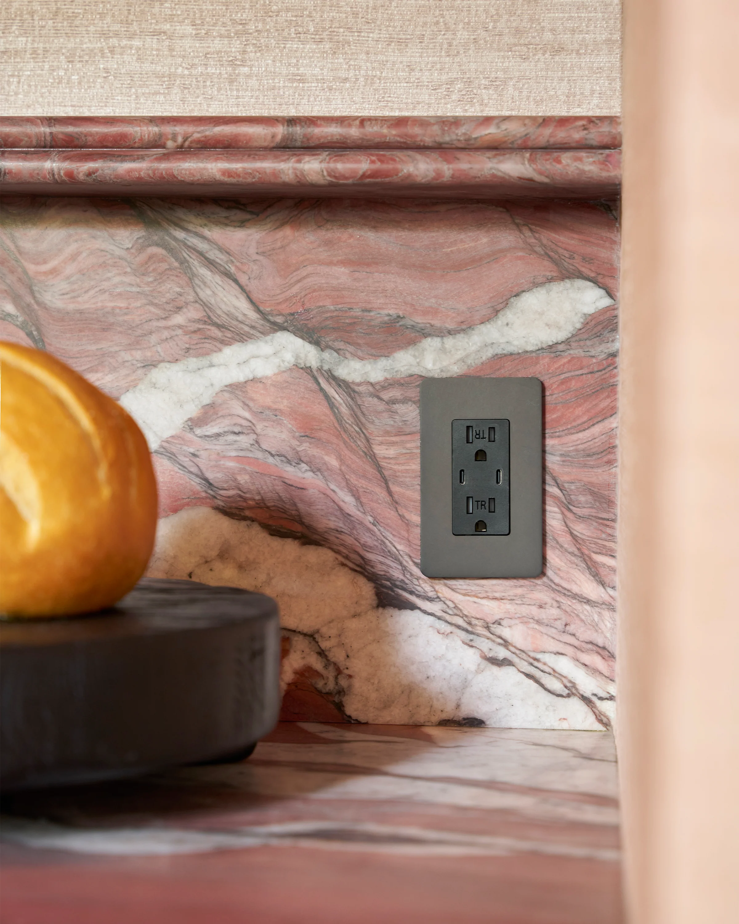 Kew 1G 15A USB Outlet - Bronze Black - Image 7