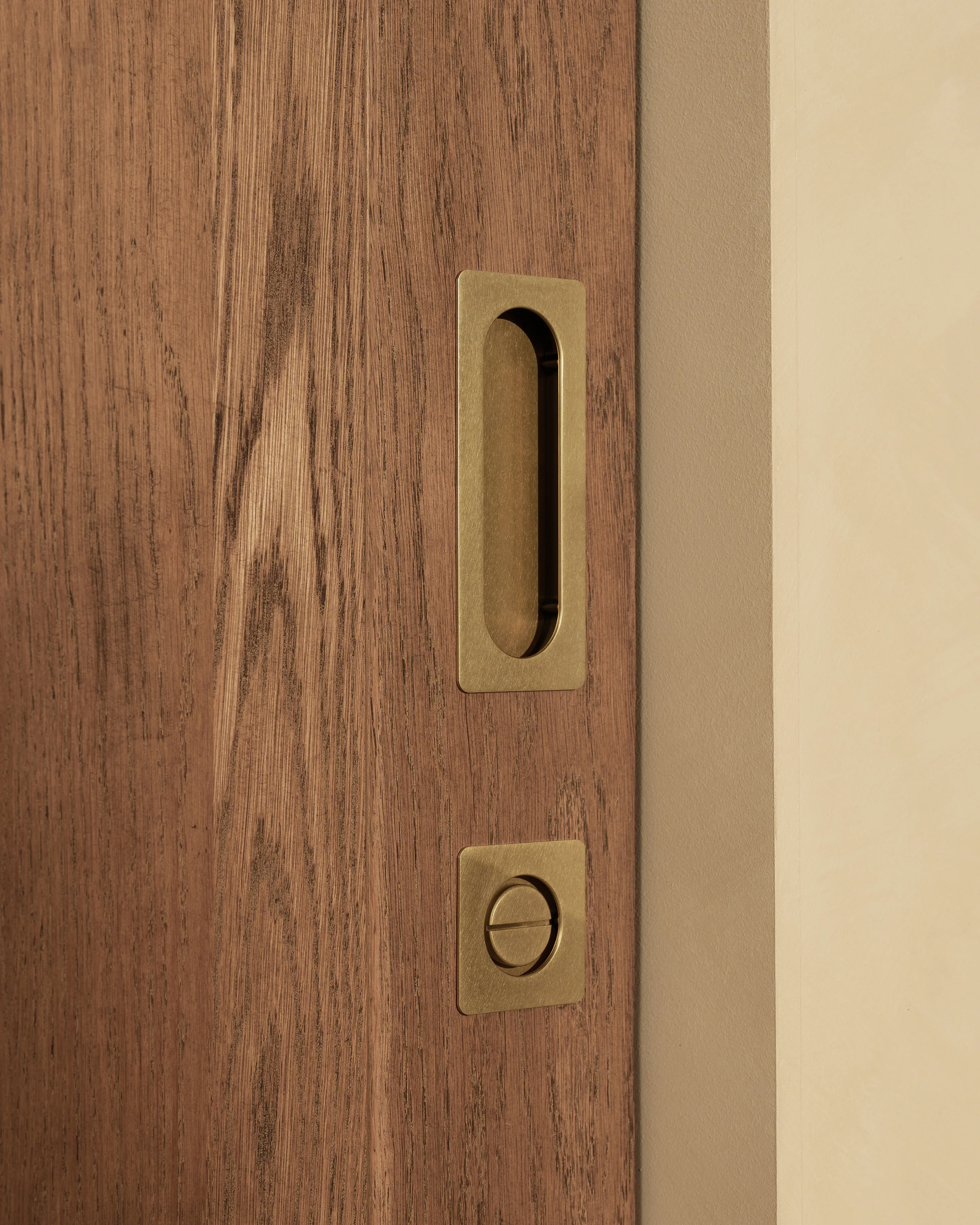 Regent Recessed Medium Pull - Antique Brass - Image 4